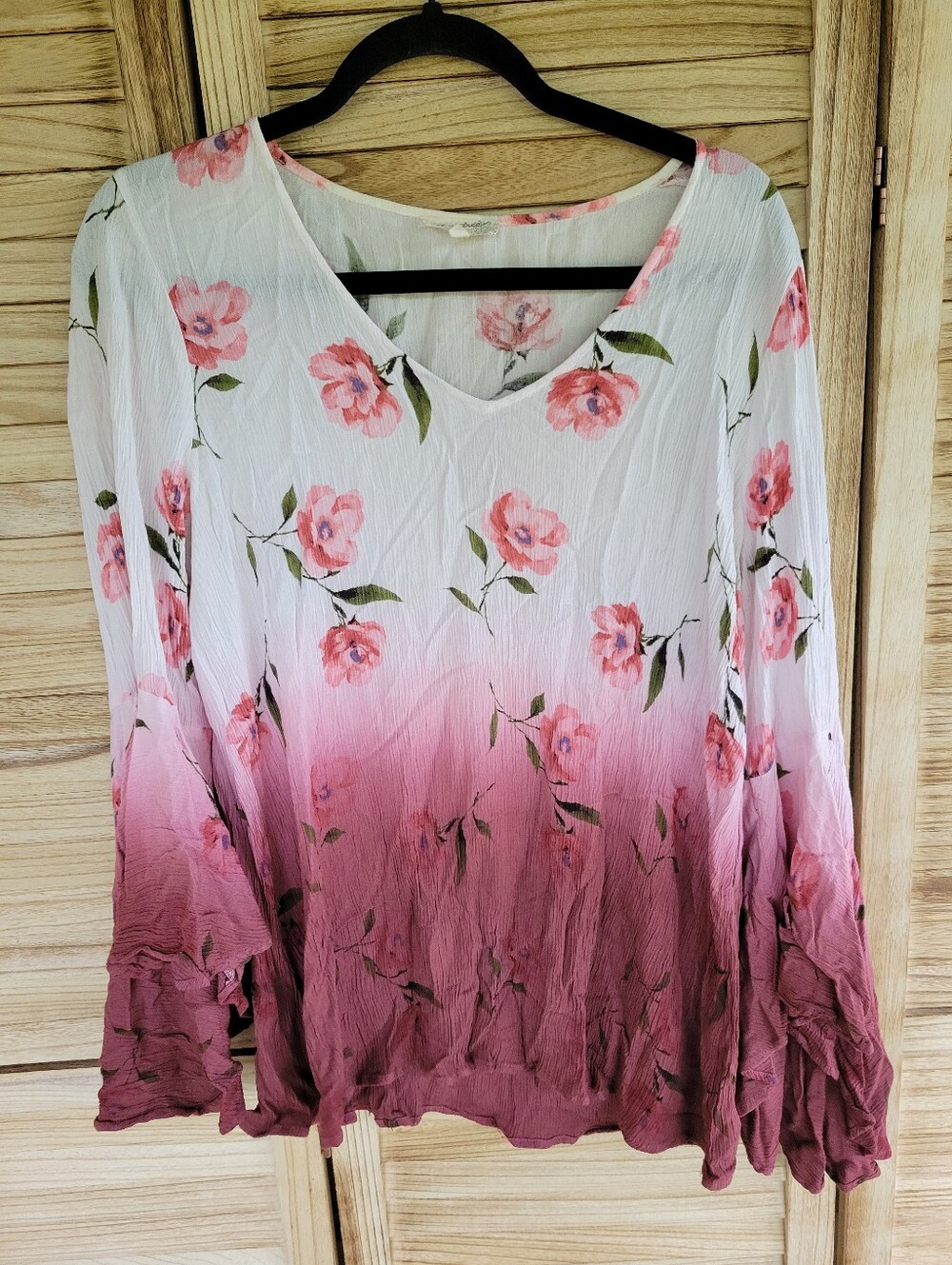 Mystree Medium Top Blouse Butterfly Sleeve Floral Boho Feminine Romantic